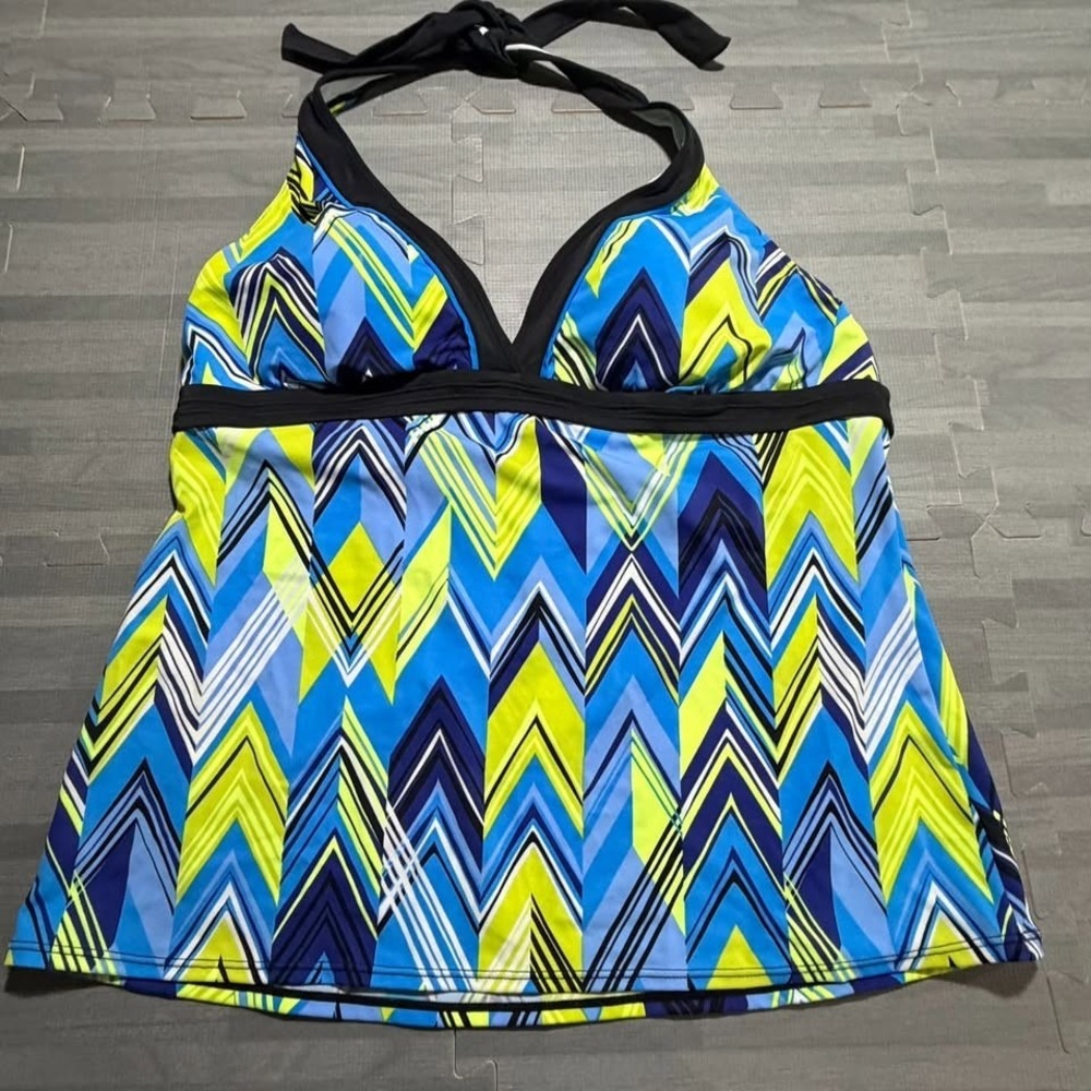 Nike Geometric Chevron Halter Tankini Swim Top Blue Green